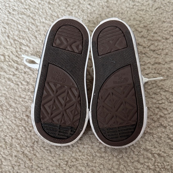 Converse Toddler White and Red Sneakers - Picture 5 of 5